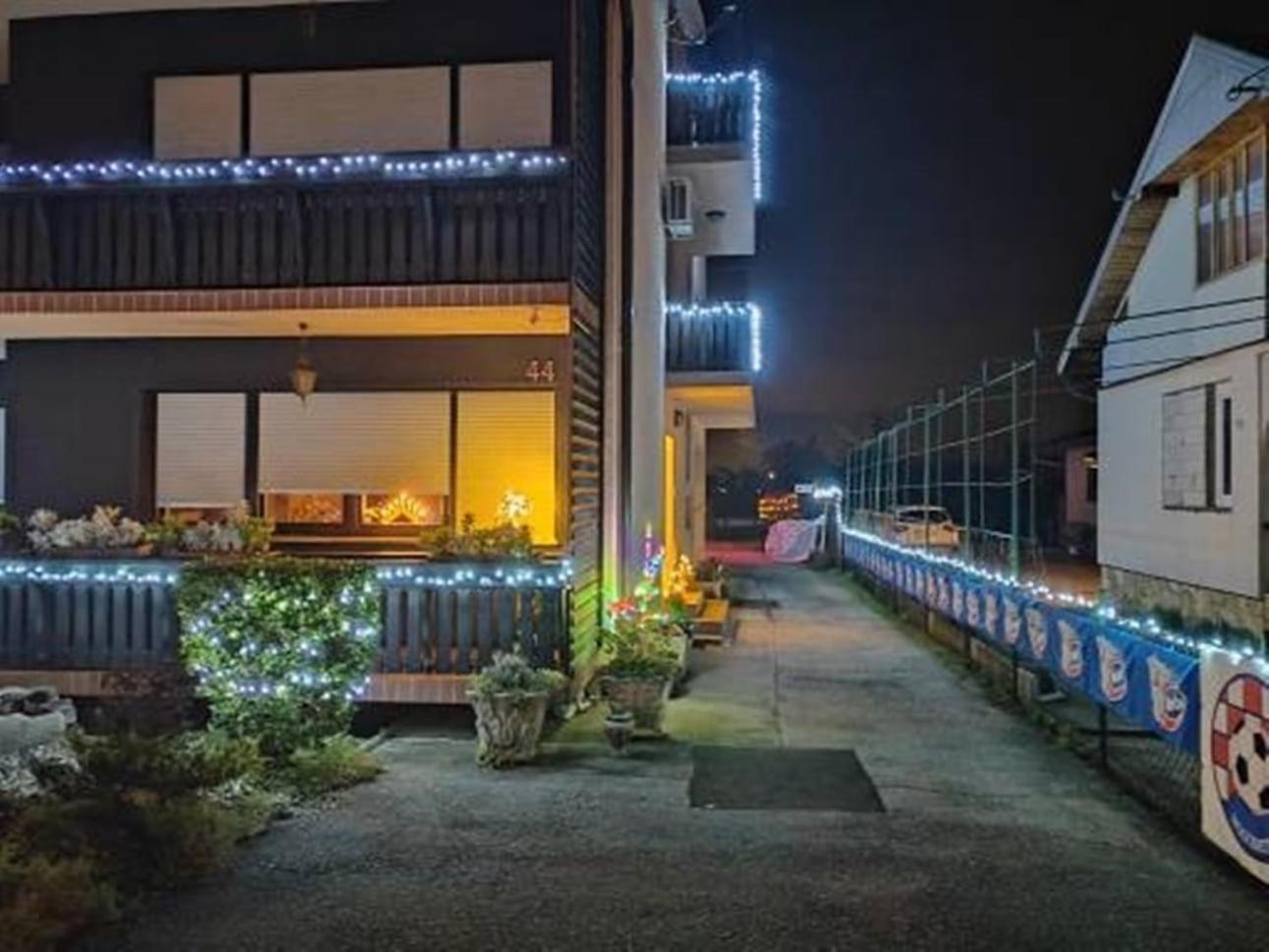 Apartman Ivana 卡尔洛瓦茨 外观 照片
